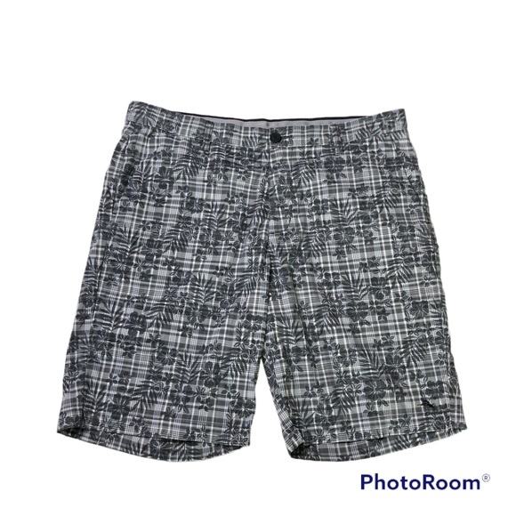Tommy Bahama Gray Plaid Floral Tech Golf Shorts Sz 36